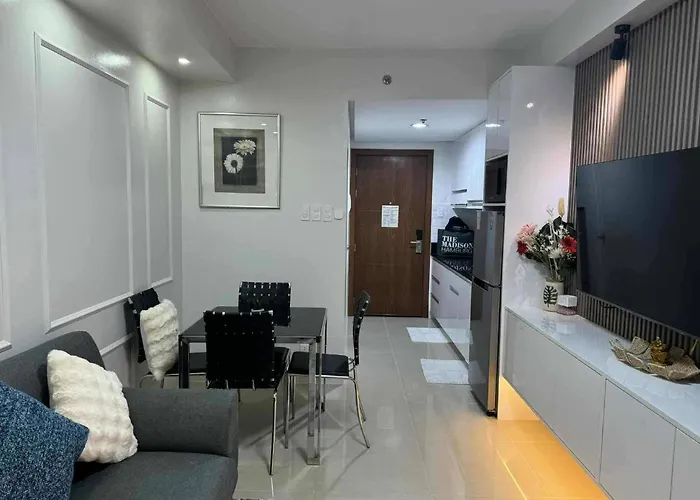 Chic Retreat In Pasay - Scandinavian With Balcony Facing Mall Of *