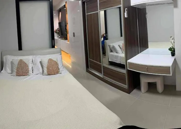 Chic Retreat In Pasay - Scandinavian With Balcony Facing Mall Of Manila