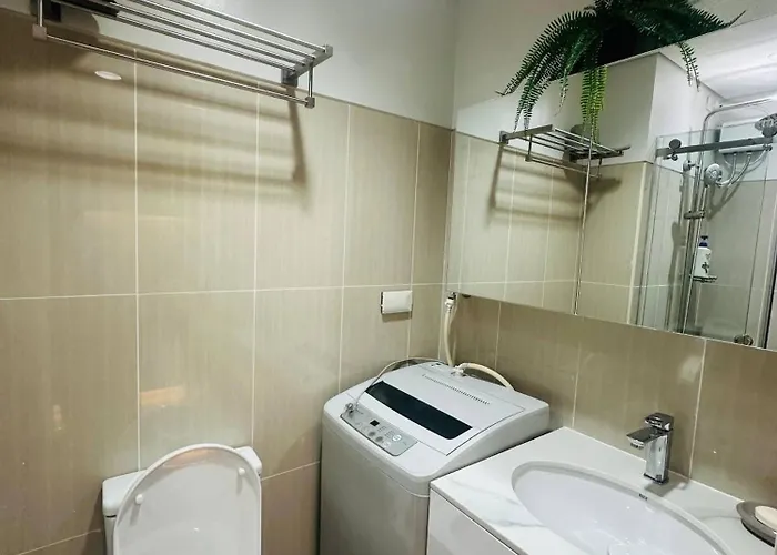Chic Retreat In Pasay - Scandinavian With Balcony Facing Mall Of Apartment Manila
