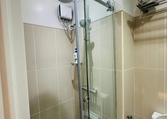 Chic Retreat In Pasay - Scandinavian With Balcony Facing Mall Of Apartment Manila